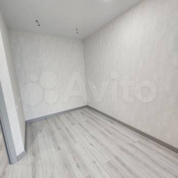 Продается 1-комнатная квартира, 33 м²