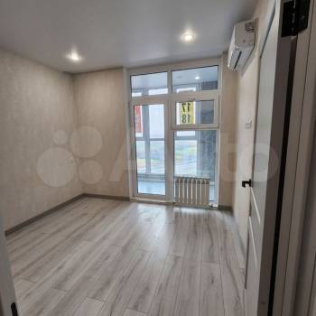 Продается 1-комнатная квартира, 33 м²