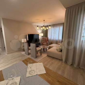 Продается 3-х комнатная квартира, 108 м²