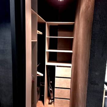 Продается 1-комнатная квартира, 48 м²