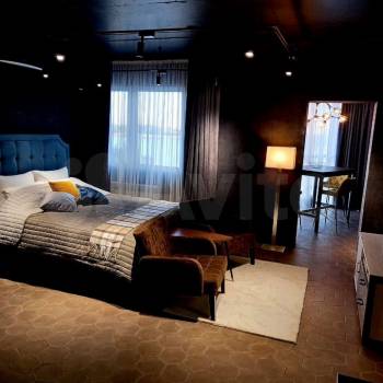 Продается 1-комнатная квартира, 48 м²