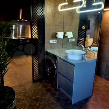 Продается 1-комнатная квартира, 48 м²