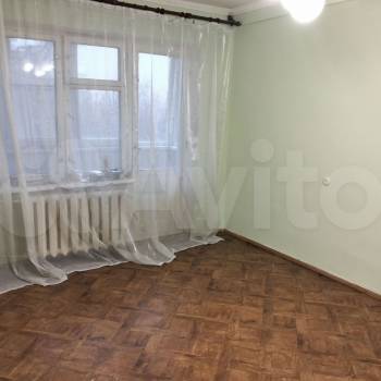 Продается 1-комнатная квартира, 32 м²