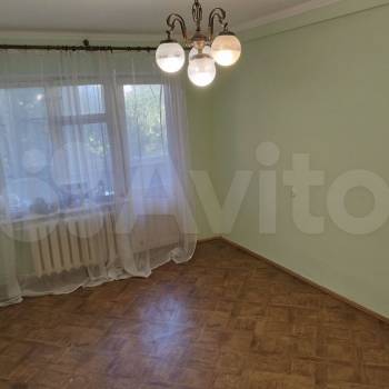 Продается 1-комнатная квартира, 32 м²