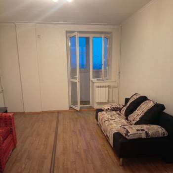 Сдается 1-комнатная квартира, 60 м²