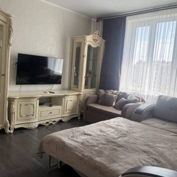 Сдается 1-комнатная квартира, 38 м²