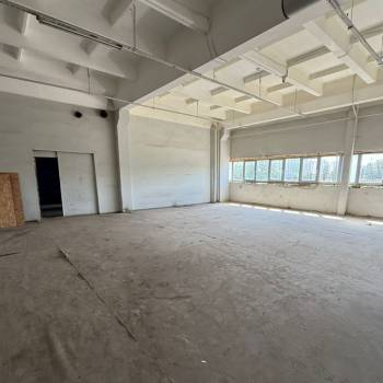 Сдается Нежилое помещение, 200 м²