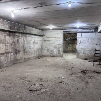 Сдается Нежилое помещение, 371 м²