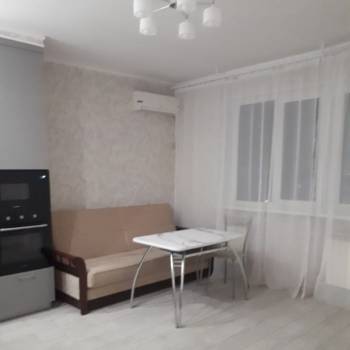 Сдается 1-комнатная квартира, 43 м²