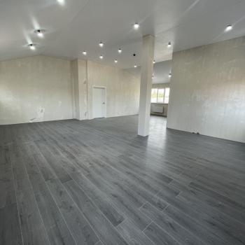 Сдается Нежилое помещение, 260 м²