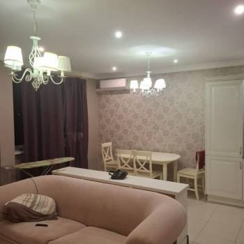 Сдается 1-комнатная квартира, 68 м²