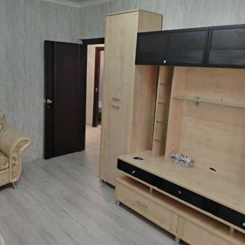 Сдается 1-комнатная квартира, 42 м²