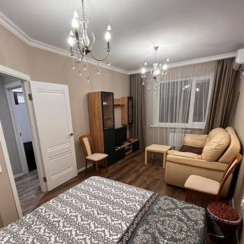 Сдается 1-комнатная квартира, 36,7 м²