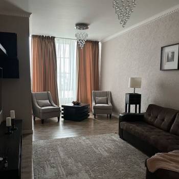 Сдается 2-х комнатная квартира, 70 м²