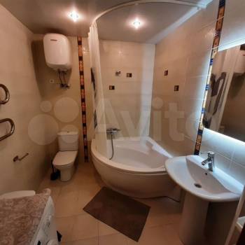 Сдается 2-х комнатная квартира, 69,6 м²