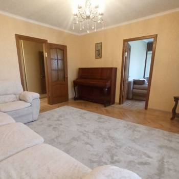 Сдается Многокомнатная квартира, 63 м²