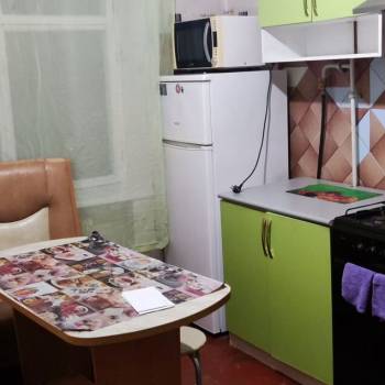 Сдается Многокомнатная квартира, 60 м²