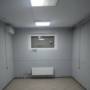 Сдается Нежилое помещение, 18 м²