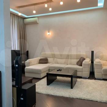 Продается 1-комнатная квартира, 41 м²