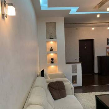 Продается 1-комнатная квартира, 41 м²