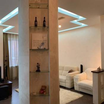 Продается 1-комнатная квартира, 41 м²