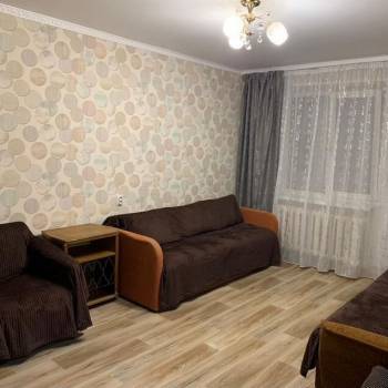 Сдается 1-комнатная квартира, 40 м²