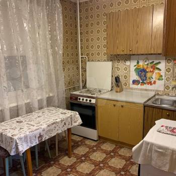 Сдается 1-комнатная квартира, 40 м²