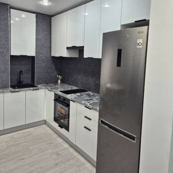 Продается 1-комнатная квартира, 39 м²