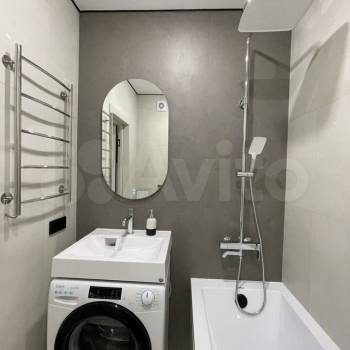 Продается 1-комнатная квартира, 37 м²