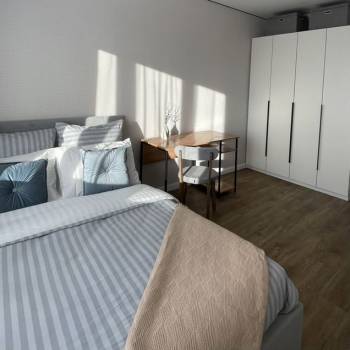Продается 1-комнатная квартира, 37 м²