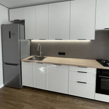 Продается 1-комнатная квартира, 37 м²