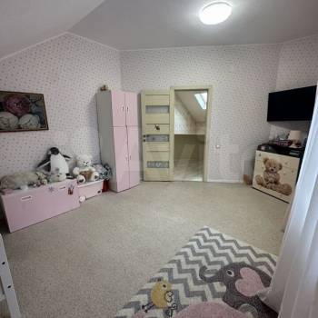 Продается Дом, 195 м²