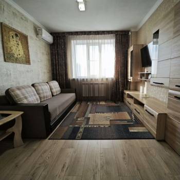 Сдается 1-комнатная квартира, 39 м²