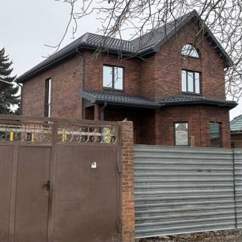 Продается Дом, 200 м²