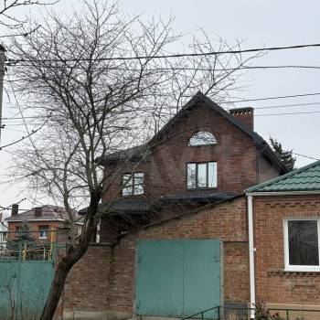 Продается Дом, 200 м²