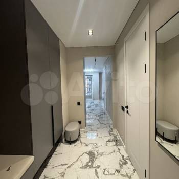 Продается 1-комнатная квартира, 41 м²