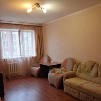 Сдается 1-комнатная квартира, 38 м²