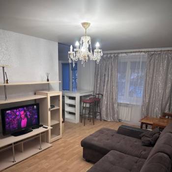 Сдается Многокомнатная квартира, 62 м²