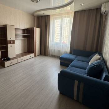 Сдается 1-комнатная квартира, 37 м²