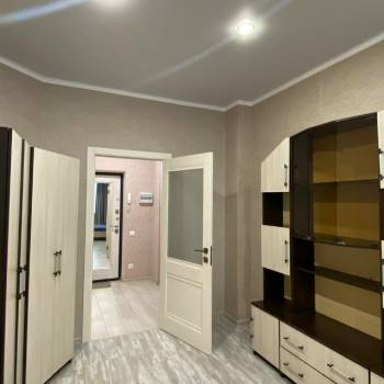 Сдается 1-комнатная квартира, 43 м²