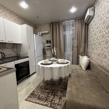 Сдается 1-комнатная квартира, 37 м²