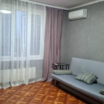 Сдается 1-комнатная квартира, 37 м²