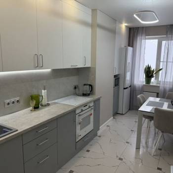 Продается 1-комнатная квартира, 38 м²