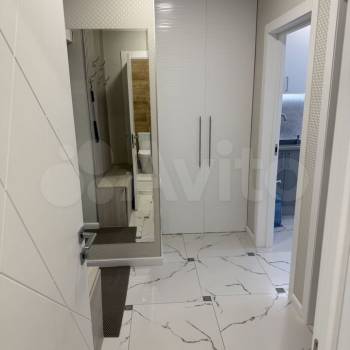 Продается 1-комнатная квартира, 38 м²