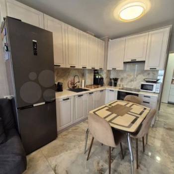 Продается 3-х комнатная квартира, 63,8 м²