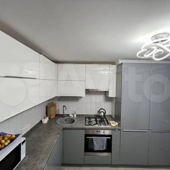 Продается 1-комнатная квартира, 37 м²