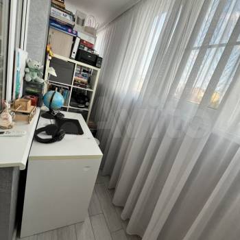 Продается 1-комнатная квартира, 37 м²