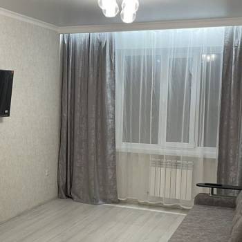 Сдается 1-комнатная квартира, 43 м²