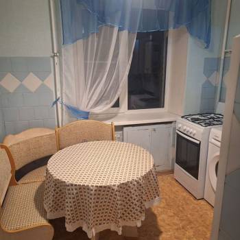 Сдается Многокомнатная квартира, 59,6 м²