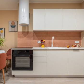 Продается 3-х комнатная квартира, 56 м²